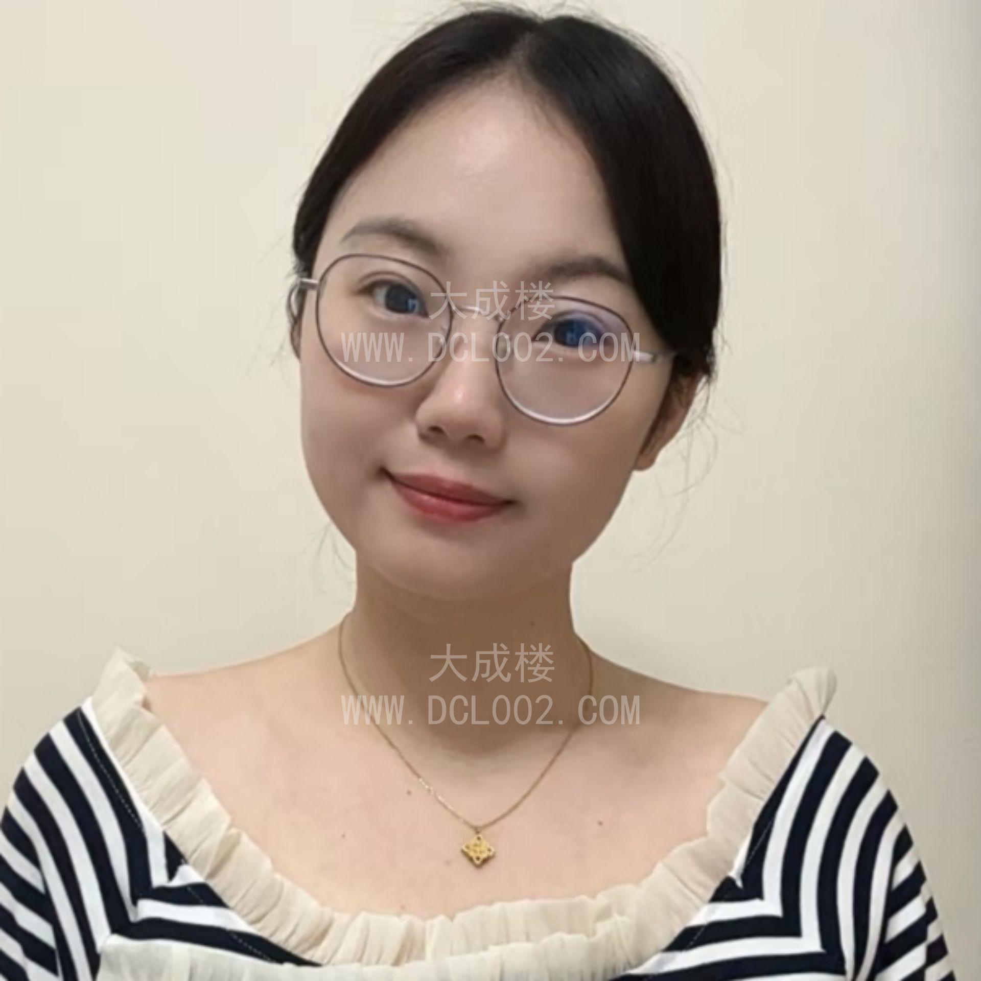 罗湖大奶眼镜姐