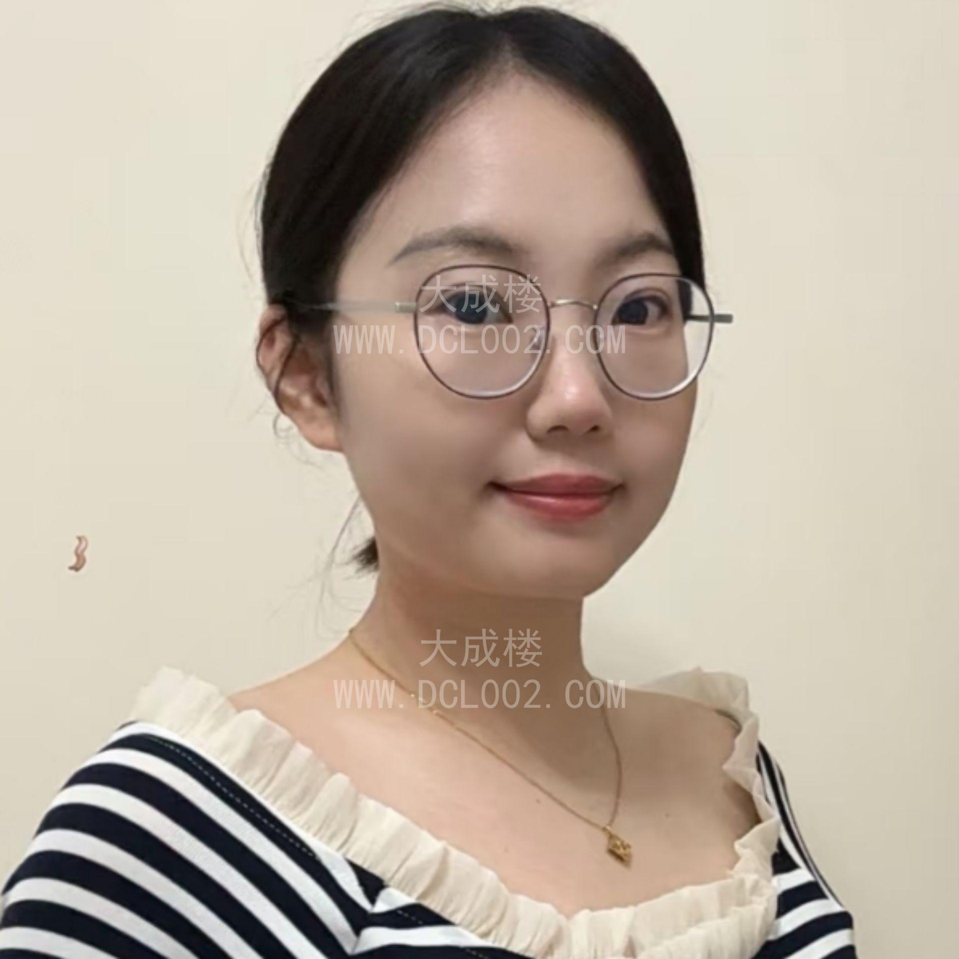 罗湖大奶眼镜姐
