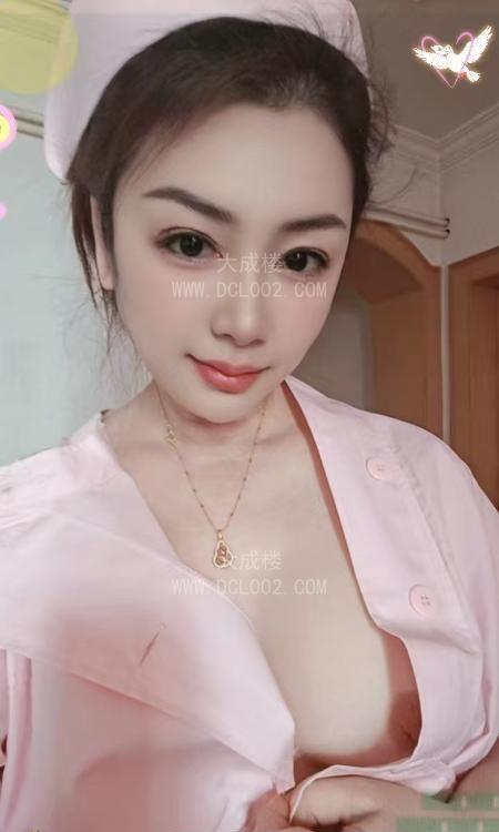 天津美艳大胸护士御姐