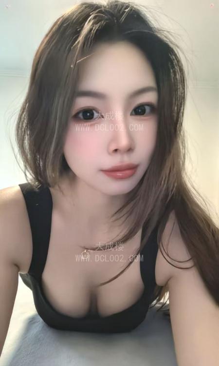 太原小巧美女