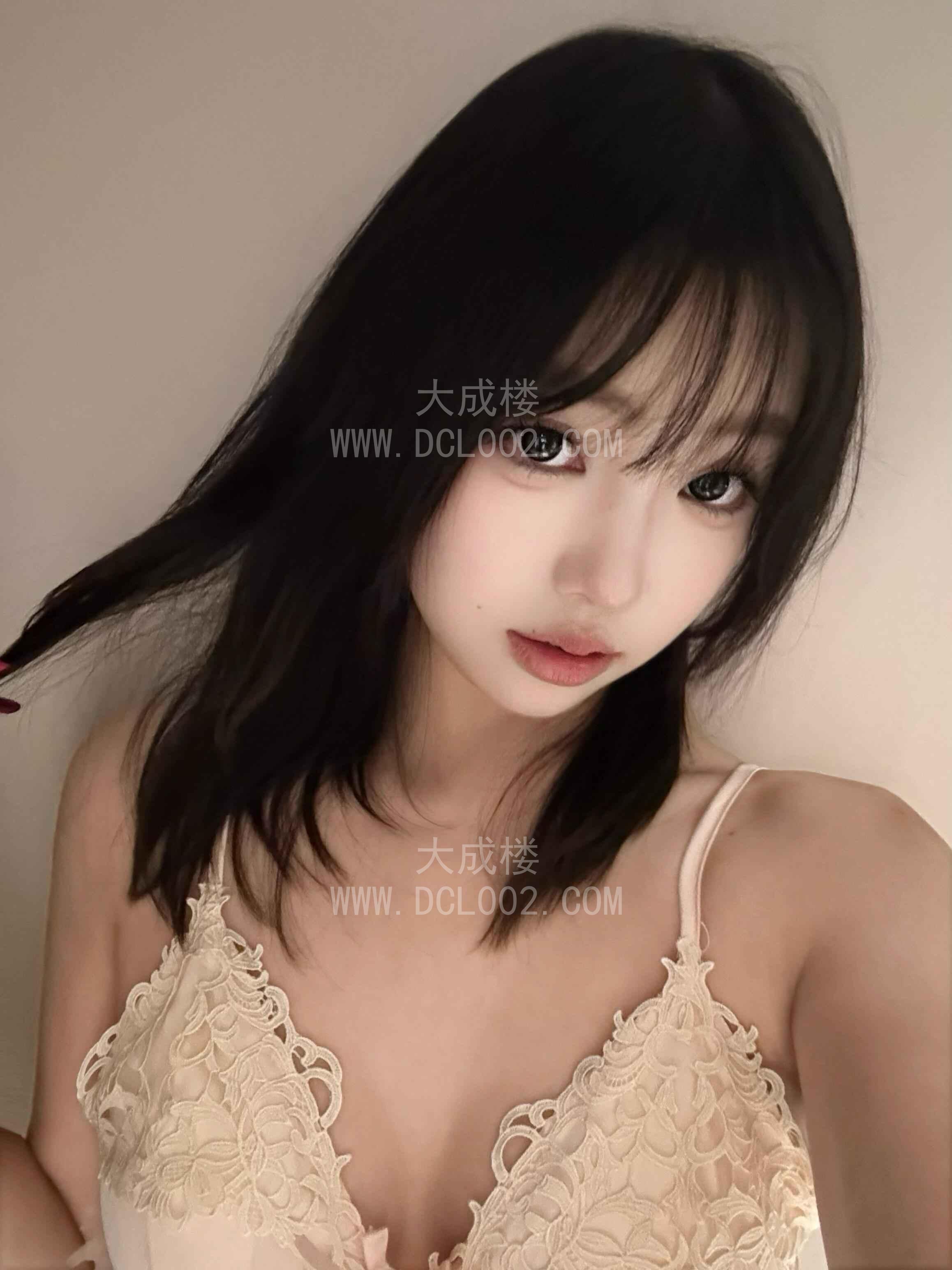 朝阳黑丝纯欲大长腿妹子