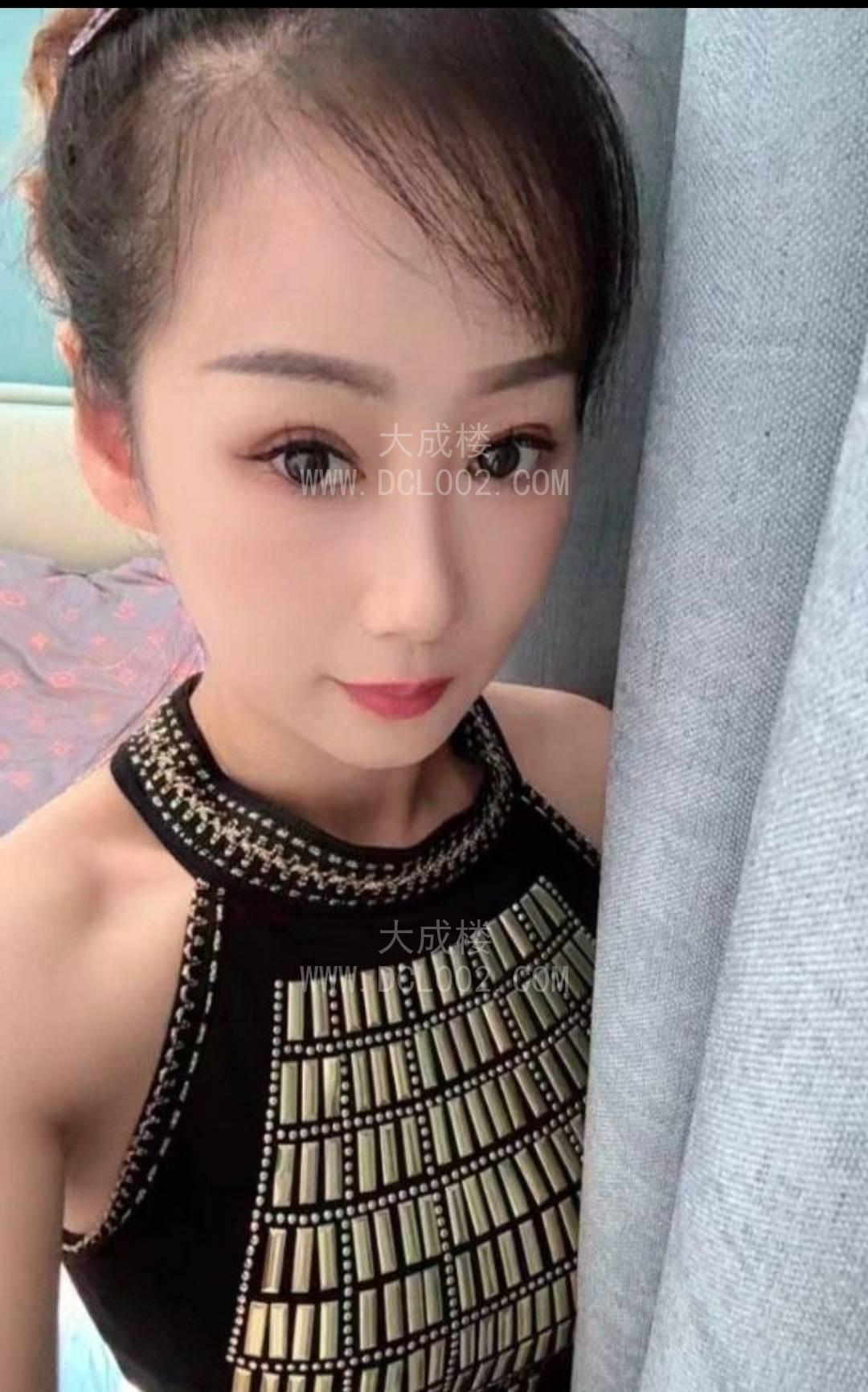 济南鑫恒广场美少妇