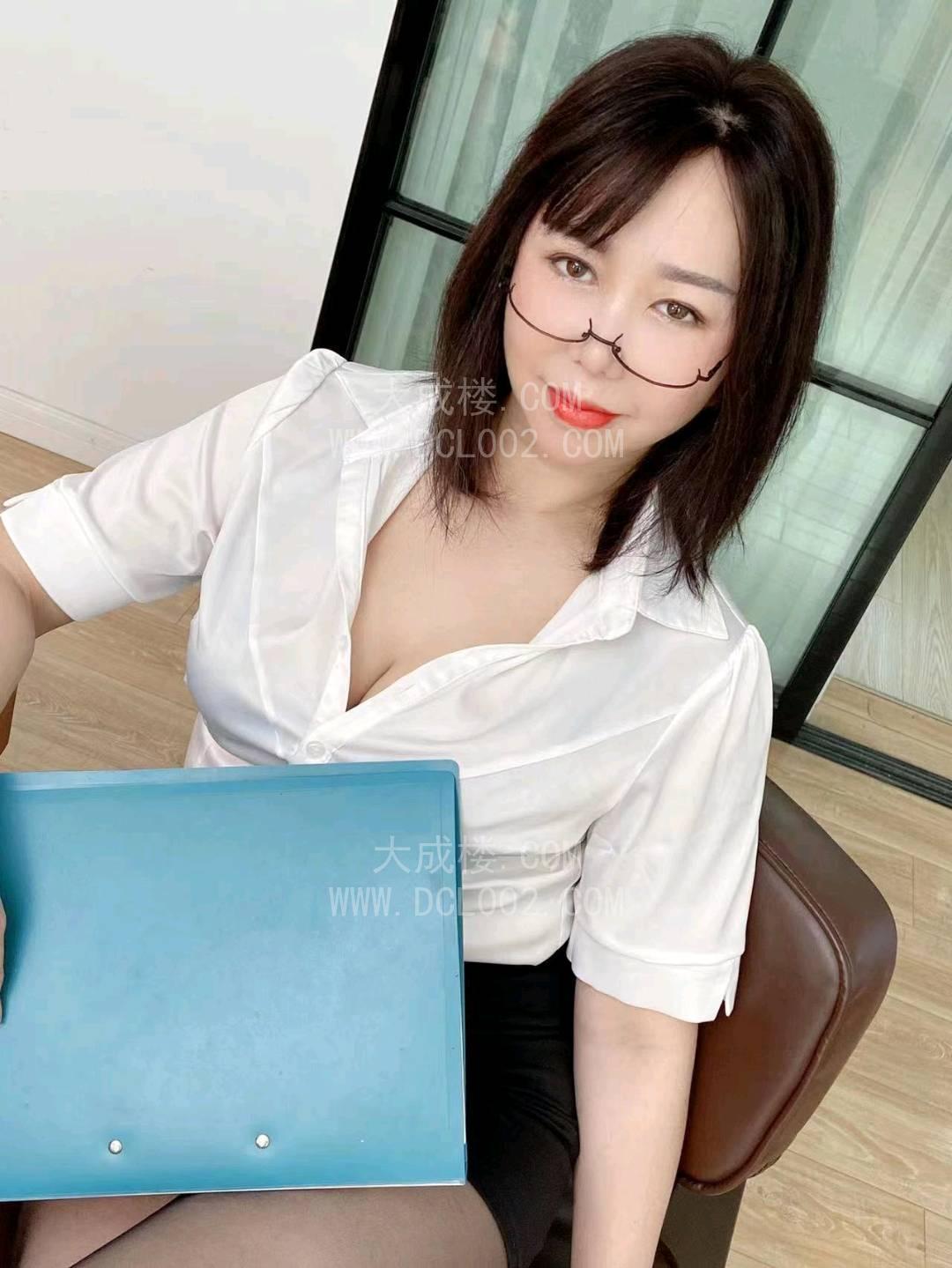 青岛黄岛长腿少妇