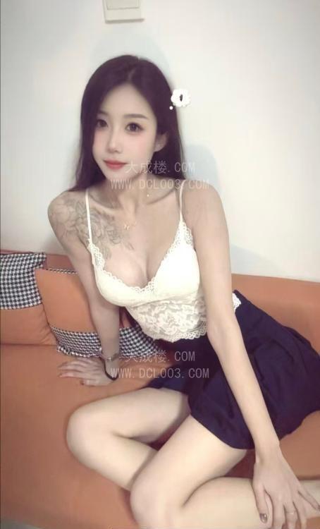 普陀大胸诱惑俏佳人