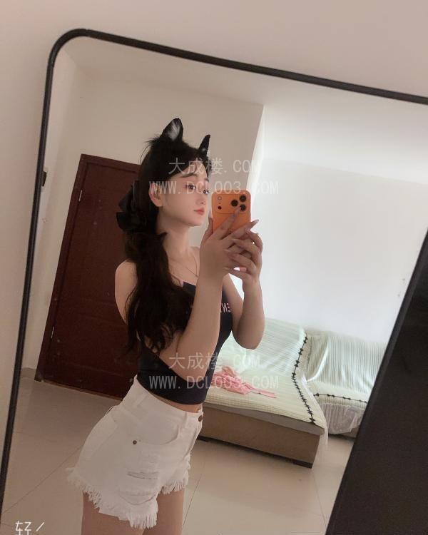 龙华清纯系翘臀漫漫