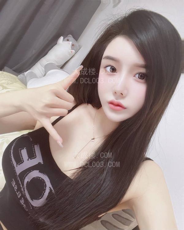 杭州前凸后翘蜜桃臀桃子