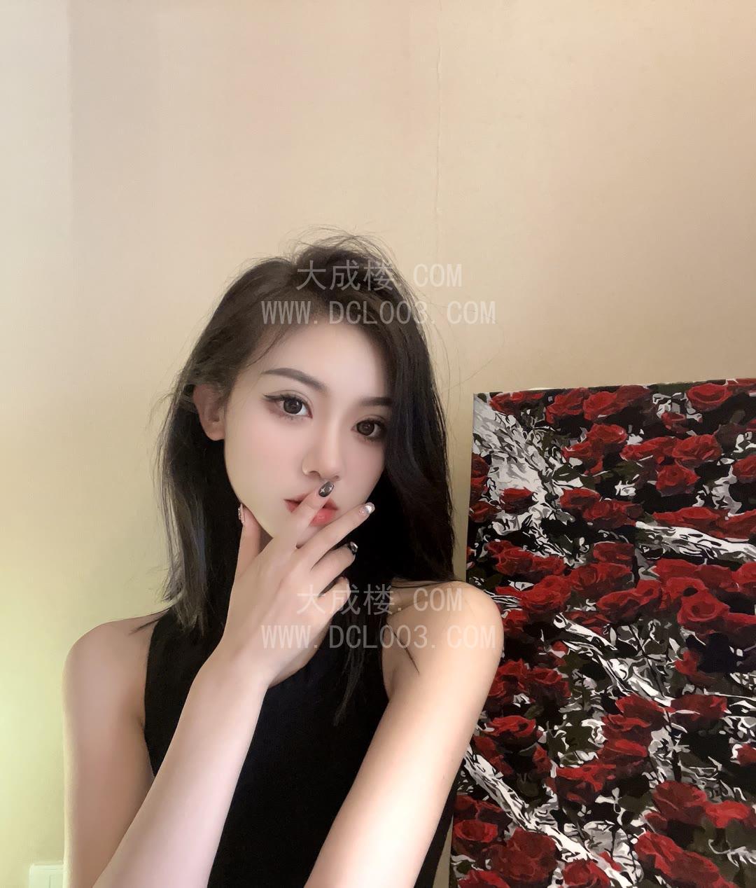 朝阳清纯黑丝大长腿甜妹