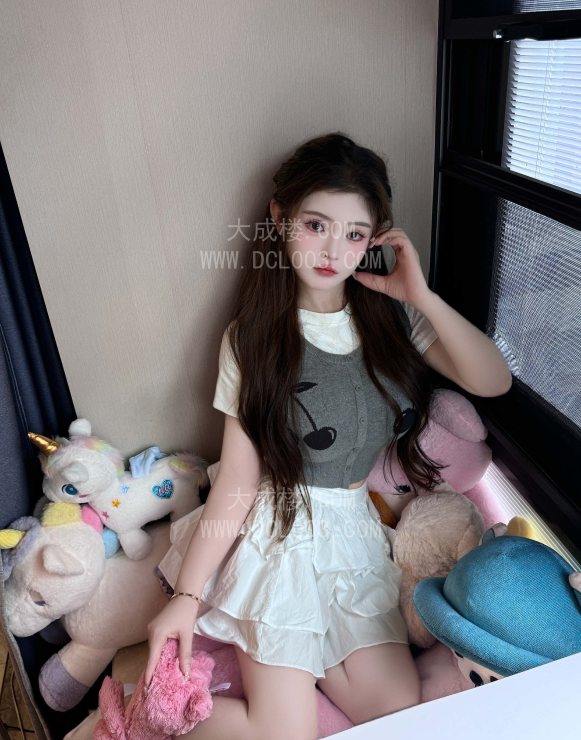武汉大奶名器小妹爽记