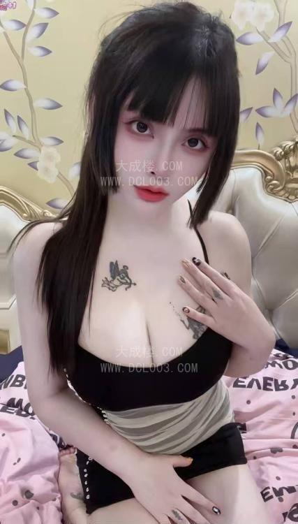 青岛黄岛爆乳蜜桃臀沐沐