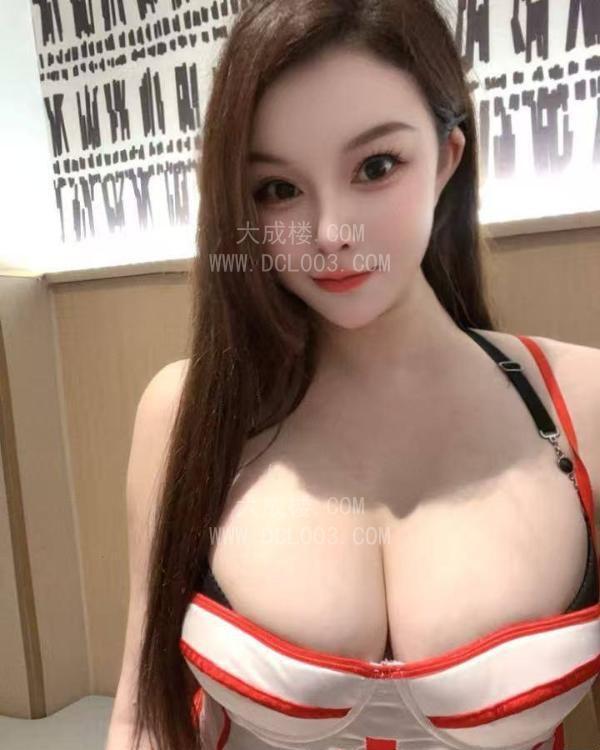 福田E奶女神关晓彤