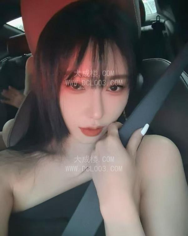福田高挑性感长腿颜值妹子