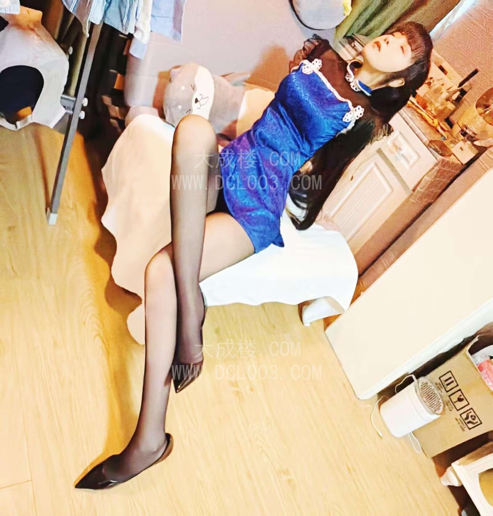 静安精致小巧玲珑妹子 