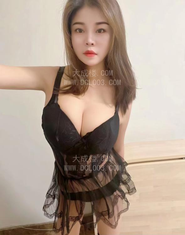 海珠肤白大波美媚