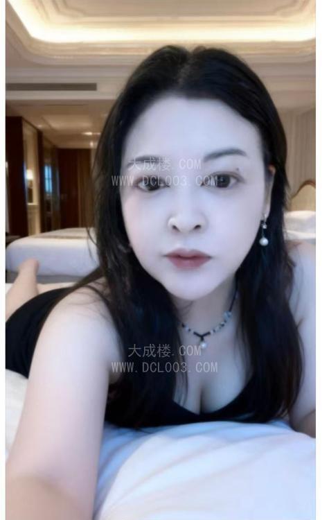 成都南门E奶伊茉