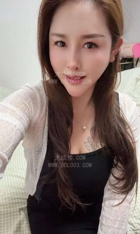 昆明风情万种大胸妹