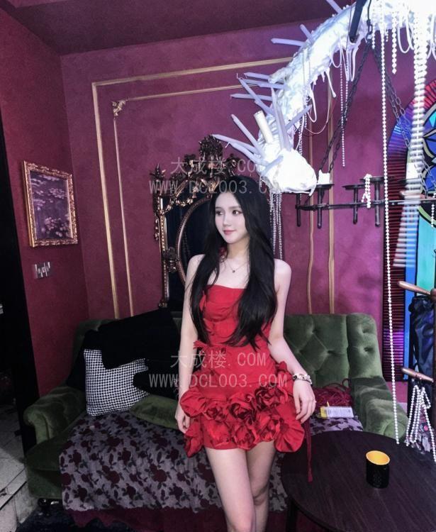 成都身材控嫩妹花生
