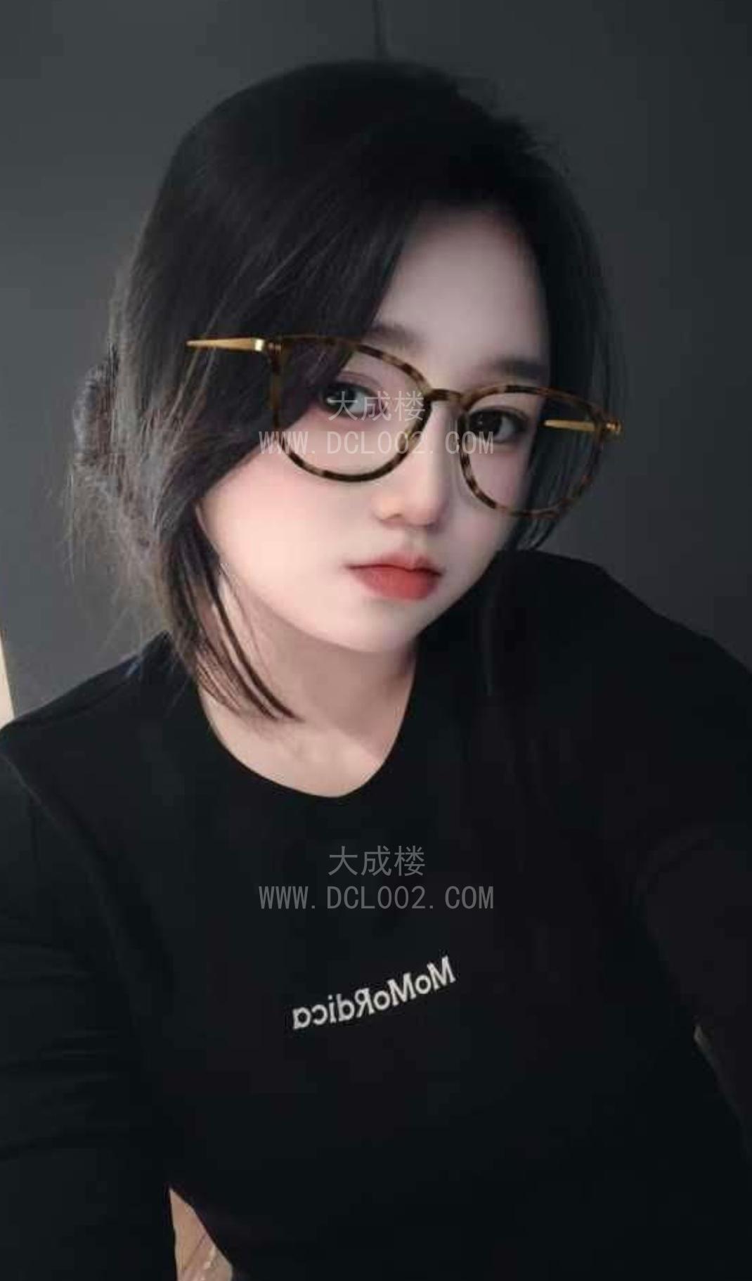 龙华丰满清纯小妹米粒