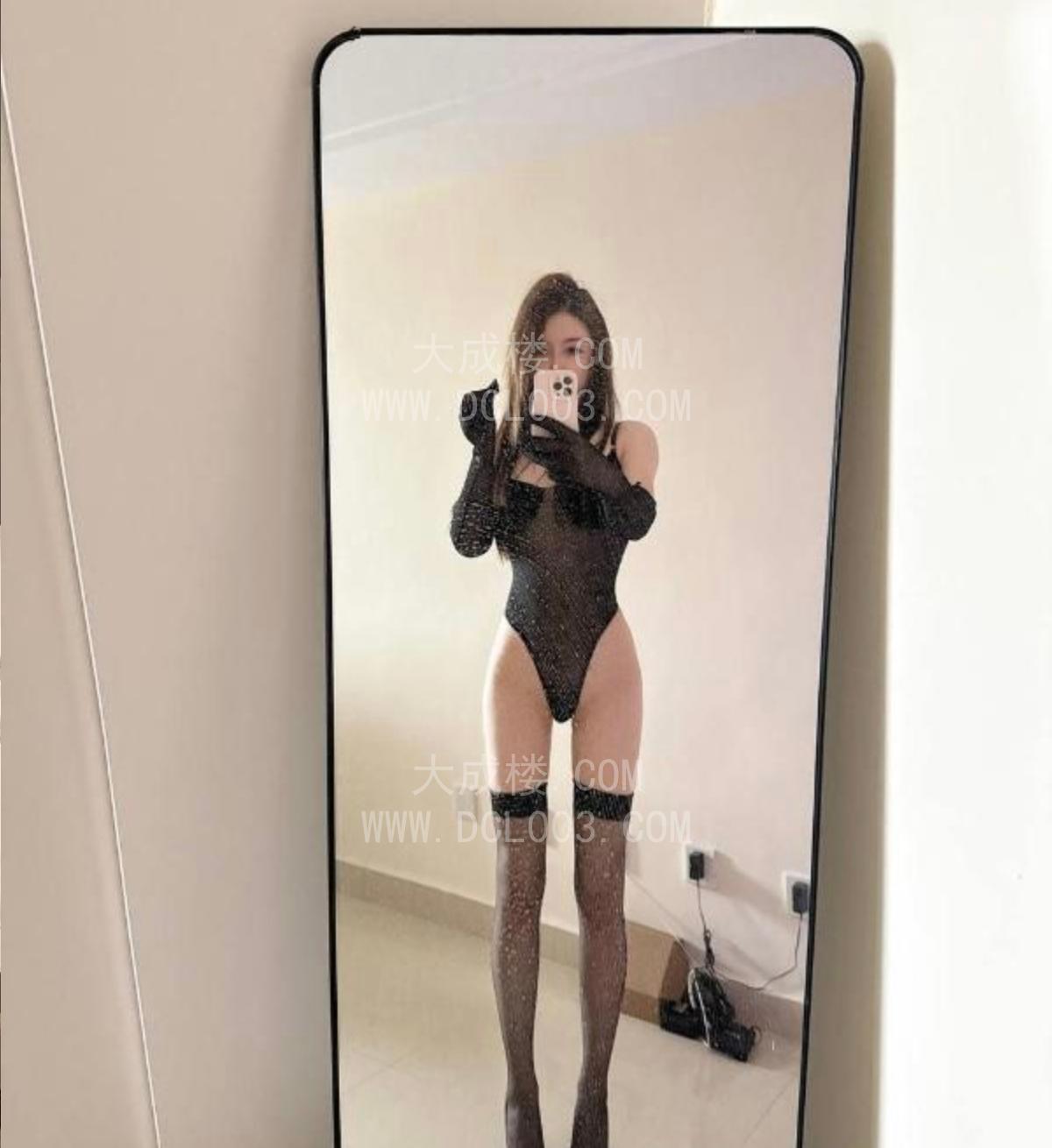 成都南门榨汁姬猫老师